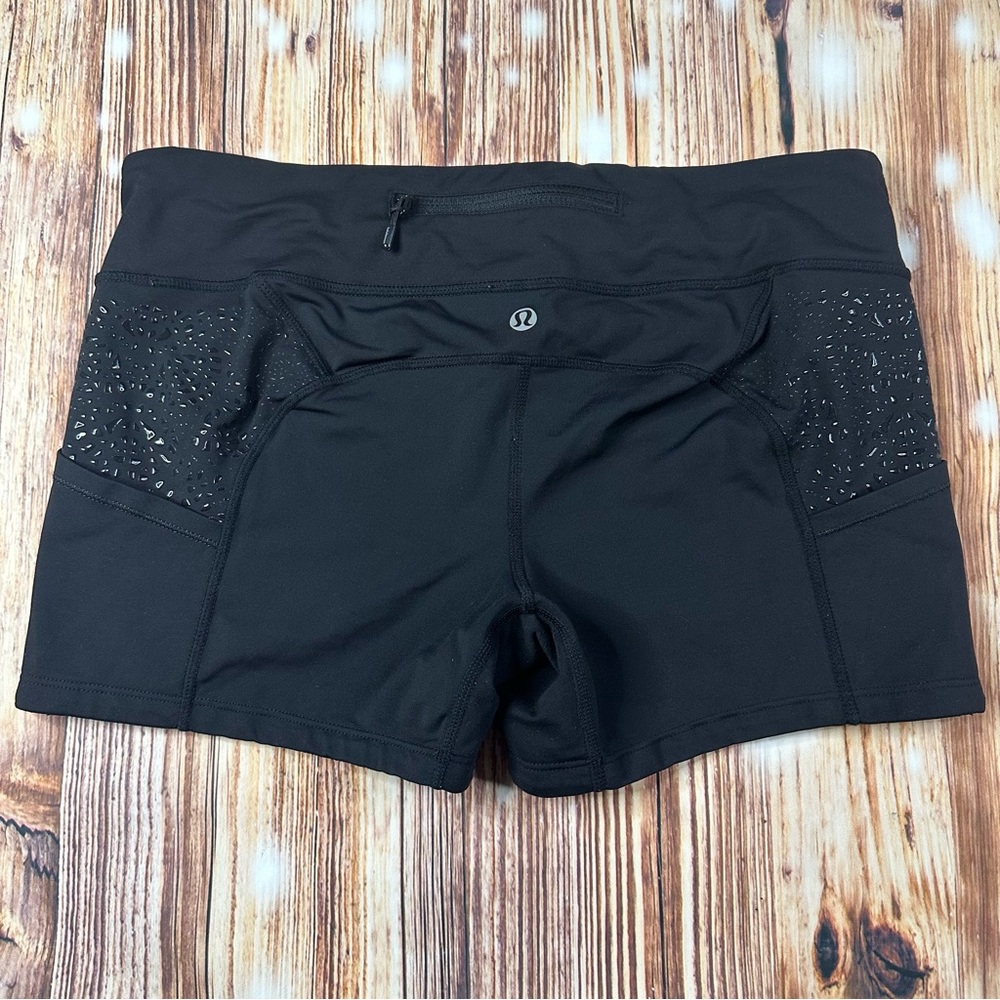 Lululemon Run: Shorty Short (Size 10)Athleisure Activewear Running Shorts.